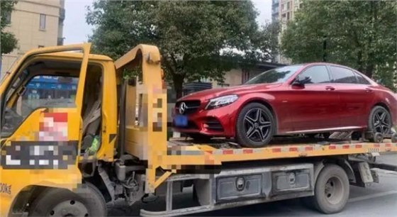 故障汽車.png 故障汽車.png