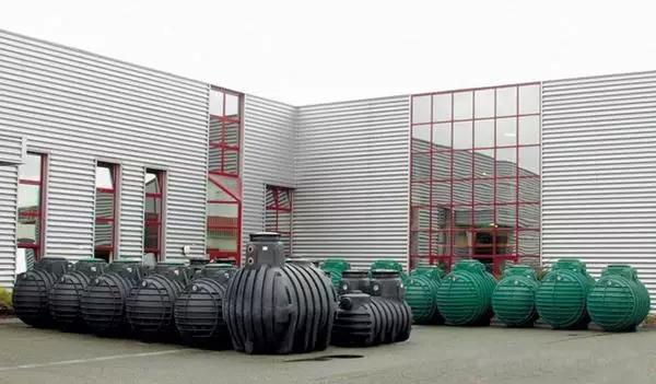 世界大的注塑模具 世界大的注塑模具