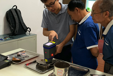 XX泵業(yè)集團(tuán)手持式合金分析儀成功案例